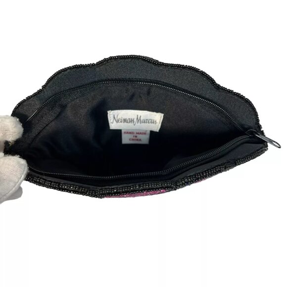 Vintage 80's Neiman Marcus Hand Beaded Shell Shaped Geometric Clutch With Zipper - Picture 8 of 11